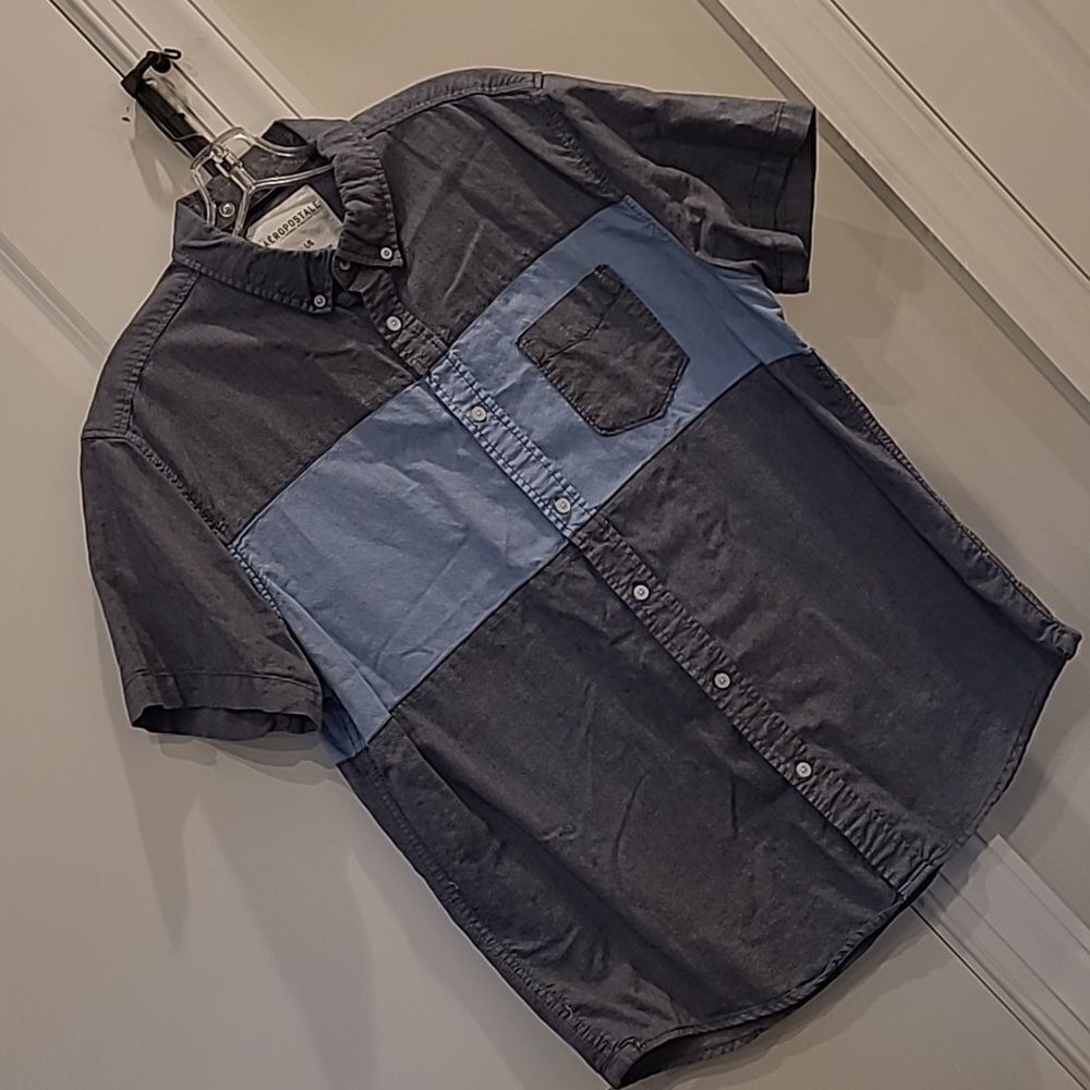 Aeropostale L/G button front shirt blue & blk colorblind shirt
